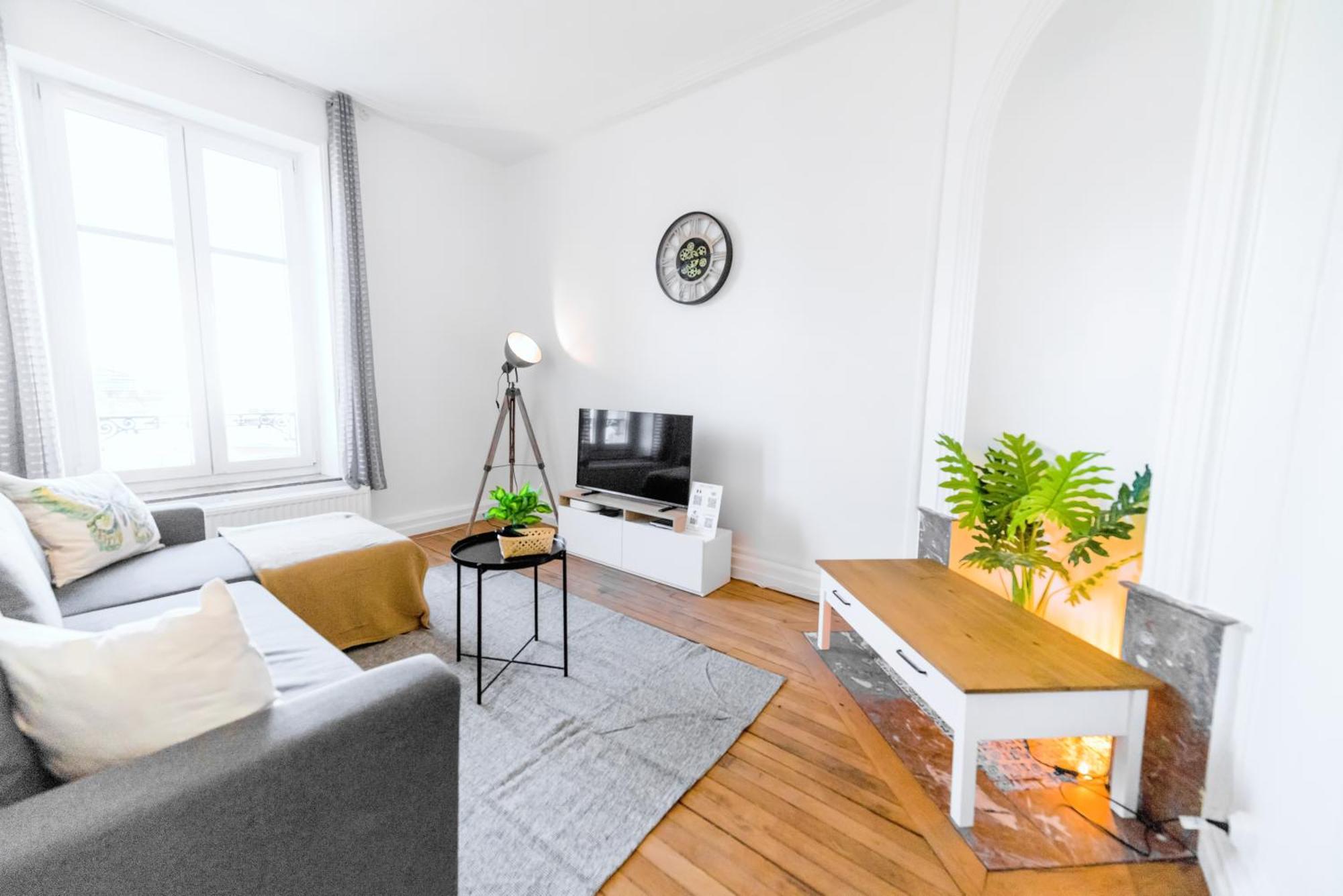 Suite Double Fabriques, 2 Bedrooms, Central, Parking Nearby, Self Checkin Нанси Екстериор снимка